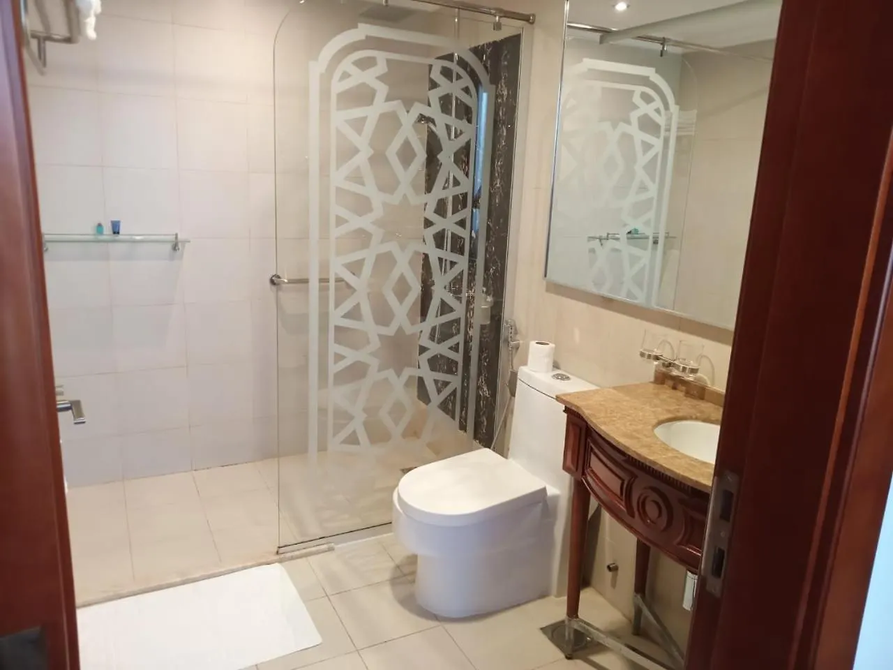 Quiet Hotel Al Shatee Dzsidda 3*,