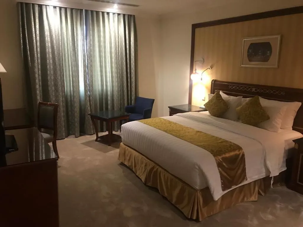 ***  Quiet Hotel Al Shatee جدة المملكة العربية السعودية