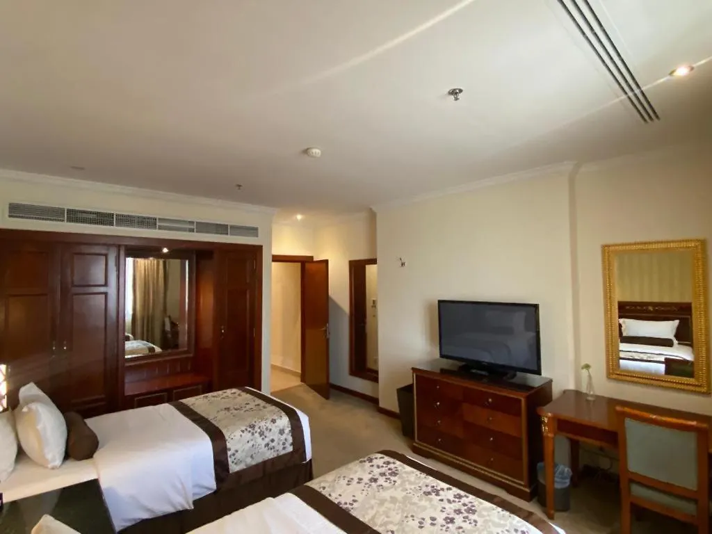 Quiet Hotel Al Shatee جدة