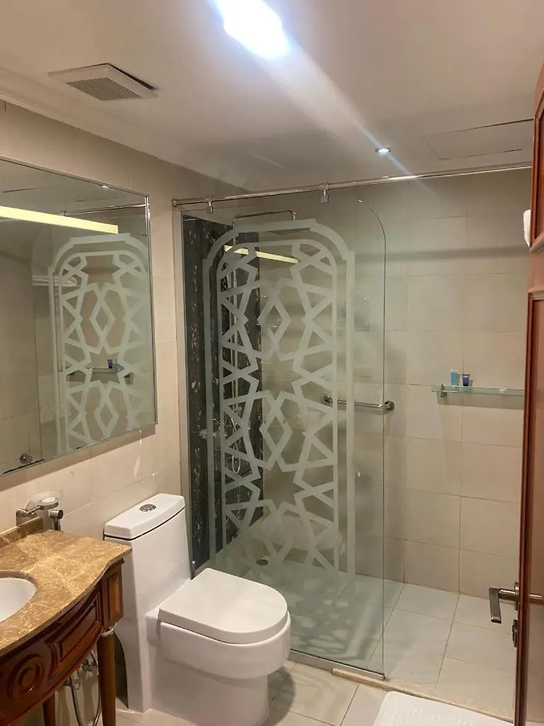 Quiet Hotel Al Shatee جدة