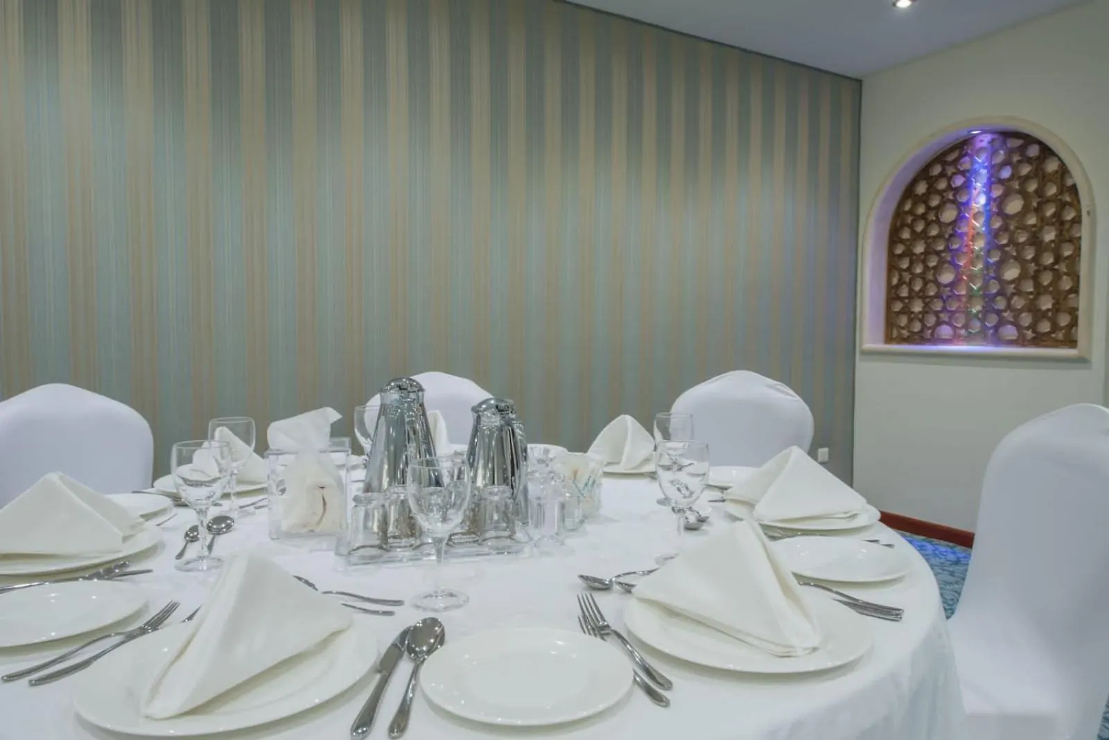 Quiet Hotel Al Shatee جدة